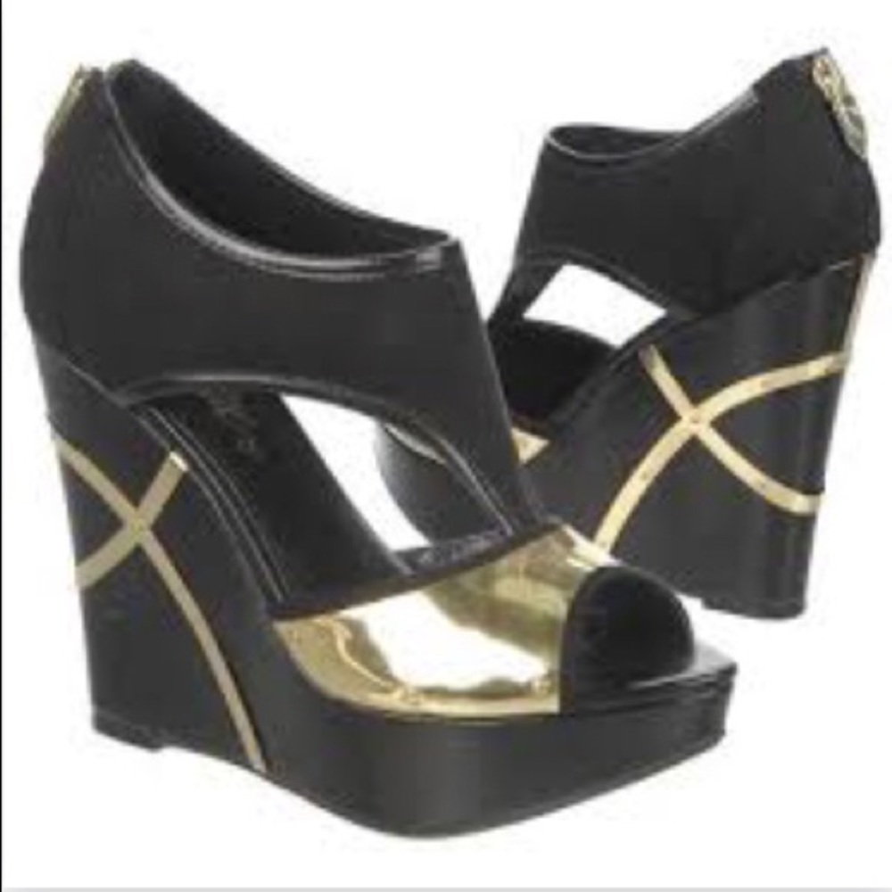 Fergie Wedges